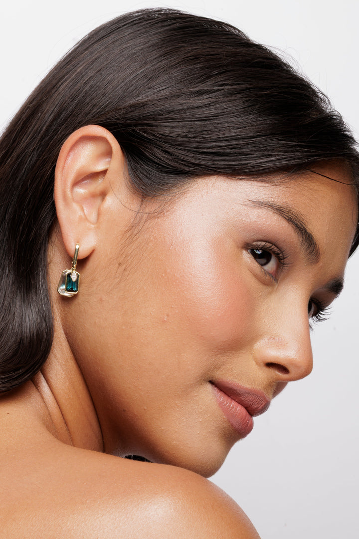 Triple-stone Shaker Earring in Green Tourmaline, rock crystal and Diamond